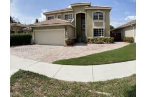 8941 SW 208th Terrace, Cutler Bay, FL 33189, Sold 10/05/22