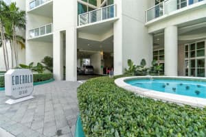 218 SE 14th St, Miami, FL 33131, Sold 10/17/22