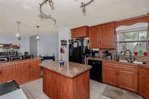 9673 Riverside Dr APT J7, Coral Springs, FL 33071, Sold 09/29/22