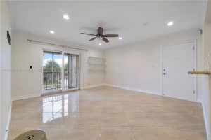 101 E McNab Rd APT 326, Pompano Beach, FL 33060, Sold 10/26/22