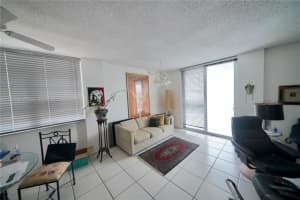2829 Indian Creek Dr APT 611, Miami Beach, FL 33140, Sold 02/15/23