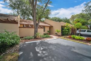 1521 NW 98th Way #1521, Pembroke Pines, FL 33024, Sold 09/20/22