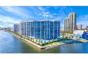 3250 NE 188th St, Aventura, FL 33180, Sold 11/03/22