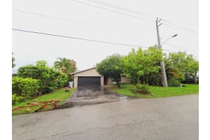 2512 SE 13th Ct, Pompano Beach, FL 33062, Sold 11/04/22