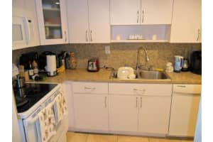 7905 SW 104th St 208 h, Miami, FL 33156, Sold 09/23/22