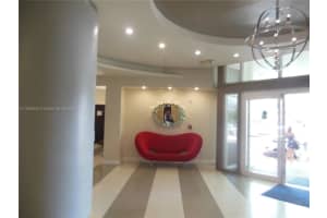 3001 S Ocean Dr APT 633, Hollywood, FL 33019, Sold 09/26/22