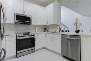 7951 S Aragon Blvd, Sunrise, FL 33322, Sold 09/30/22