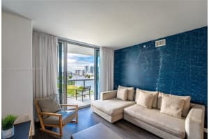 2602 Hallandale Beach Blvd, Hallandale Beach, FL 33009, Sold 10/13/22