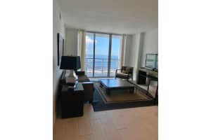 325 S Biscayne Blvd #4314, Miami, FL 33131, Sold 10/06/22