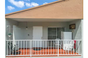15410 SW 81st Cir Ln APT 912, Miami, FL 33193, Sold 09/30/22