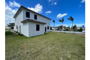 11908 SW 244th St, Princeton, FL 33032, Sold 10/19/22