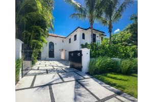 102 S Hibiscus Dr, Miami Beach, FL 33139, Sold 02/22/23