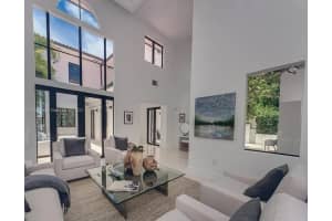 102 S Hibiscus Dr, Miami Beach, FL 33139, Sold 02/22/23