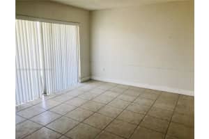 9373 Fontainebleau Blvd, Miami, FL 33172, Sold 12/06/22