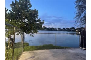 365 NW 109th Ave APT 701, Miami, FL 33172, Sold 09/21/22