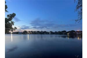 365 NW 109th Ave APT 701, Miami, FL 33172, Sold 09/21/22