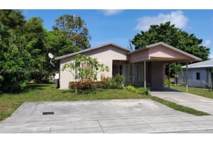 704 SW 3rd Ave, Pompano Beach, FL 33060, Sold 10/14/22