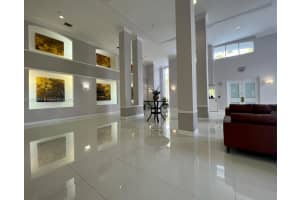 9725 NW 52nd St, Doral, FL 33178, Sold 09/30/22