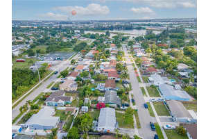 2060 SW 46th Terrace, Fort Lauderdale, FL 33317, Sold 09/30/22