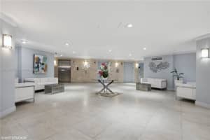 600 Parkview Dr APT 817, Hallandale Beach, FL 33009, Sold 10/05/22