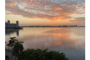 1420 Brickell Bay Dr, Miami, FL 33131, Sold 10/27/22