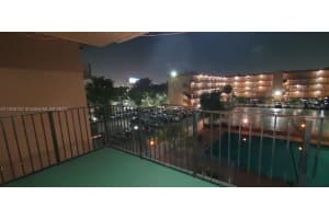 1910 W 56th St APT 3320, Hialeah, FL 33012, Sold 11/09/22