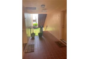 540 W Park Dr, Miami, FL 33172, Sold 09/29/22