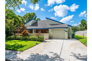 9480 SW 49th Pl, Cooper City, FL 33328, Sold 10/18/22