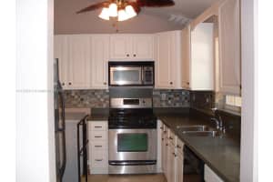 1327 Lake Erie Dr, Lake Worth, FL 33461, Sold 11/04/22
