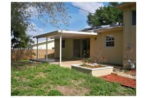 1327 Lake Erie Dr, Lake Worth, FL 33461, Sold 11/04/22