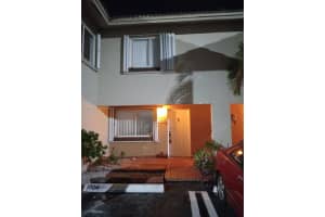 411 NW 82nd Ave, Miami, FL 33126, Sold 10/31/22