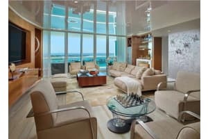 1000 South Pointe Dr APT 3402, Miami Beach, FL 33139, Sold 07/15/24