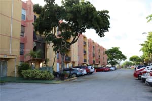4707 NW 7th St Apt 405-8, Miami, FL 33126, Sold 11/23/22