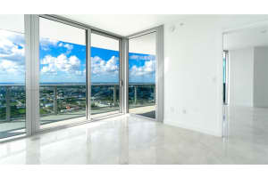 488 NE 18th St #4101, Miami, FL 33132, Sold 09/06/22