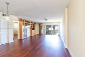 17800 Atlantic Blvd APT 402, Sunny Isles Beach, FL 33160, Sold 10/06/22
