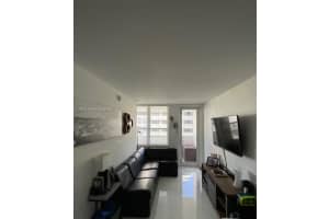 100 Lincoln Rd, Miami Beach, FL 33139, Sold 10/07/22