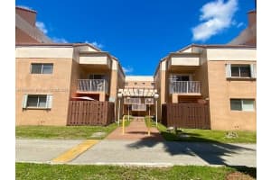 14921 SW 80th St, Miami, FL 33193, Sold 10/11/22