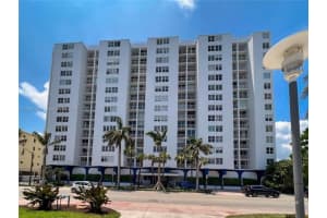 6450 Collins Ave, Miami, FL 33141, Sold 10/28/22