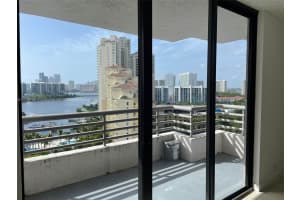 3300 NE 191st St, Aventura, FL 33180, Sold 11/02/22