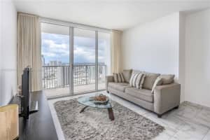 Opera Tower, 1750 N Bayshore Dr, Miami, FL 33132, Sold 10/27/22