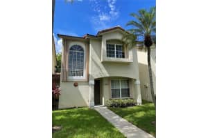 10807 NW 3rd Ct, Pembroke Pines, FL 33026, Sold 09/29/22