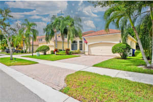 6101 SW 195th Ave, Fort Lauderdale, FL 33332, Sold 12/12/22