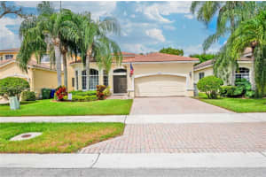 6101 SW 195th Ave, Fort Lauderdale, FL 33332, Sold 12/12/22