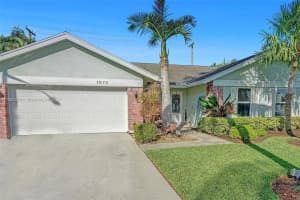 1073 NW 11th St, Boynton Beach, FL 33426, Sold 10/03/22