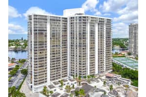 20281 E Country Club Dr, Aventura, FL 33180, Sold 05/12/23