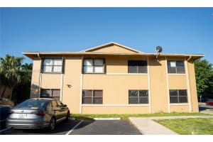 6735 W 26th Dr, Hialeah, FL 33016, Sold 12/12/22