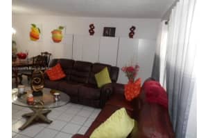 15660 SW 82nd Cir Ln, Miami, FL 33193, Sold 11/28/22