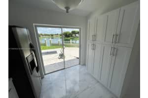 8425 NW 1st Terrace, Miami, FL 33126, Sold 10/06/22