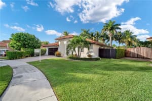15925 SW 98th St, Miami, FL 33196, Sold 10/19/22