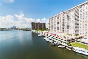 17150 N Bay Rd, Sunny Isles Beach, FL 33160, Sold 09/30/22